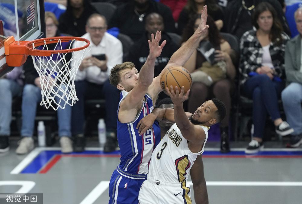 一系列的管 一系列的管